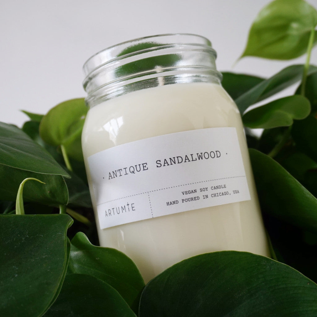 Antique Sandalwood 16 oz Soy Candle